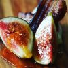 fig with crispy bacon