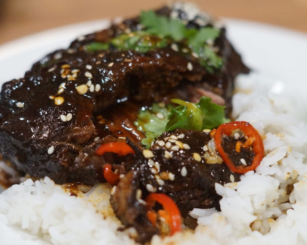 Slow Cooker Beef Cheeks in honey, soy, garlic butter sauce 45 2