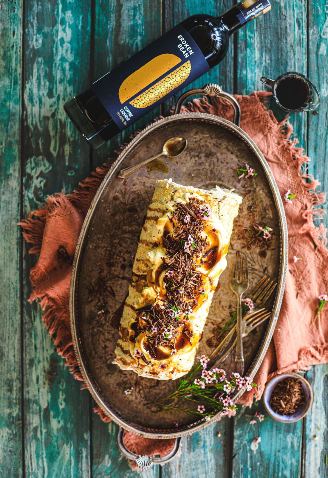 HERO TIRAMISU PAVLOVA ROULADE gallery