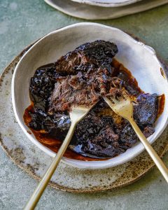 BRAISED GOCHUJANG BEEF CHEEKS